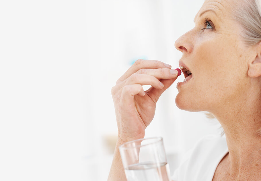 My Perimenopause Supplement Routine (Non-HRT Options That Helped)